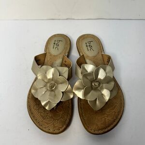 BOC Born Concept Thong Sandals Gold Metallic Floral Womens 6M